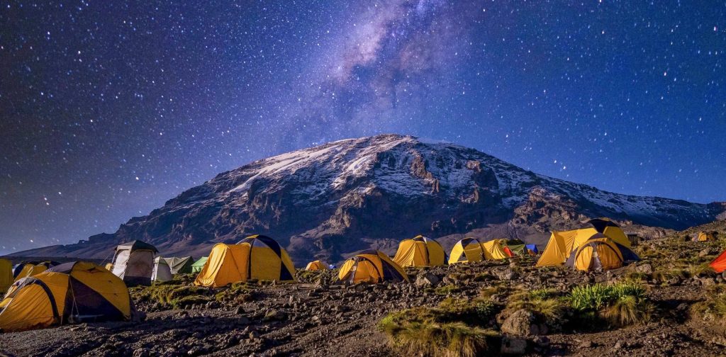 California Weather Now: Sunny Skies, Coastal Clouds, or Mountain Rain? ☀️🌧️